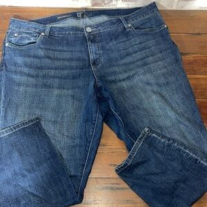 Kut Katy ankle straight  denim 
16W